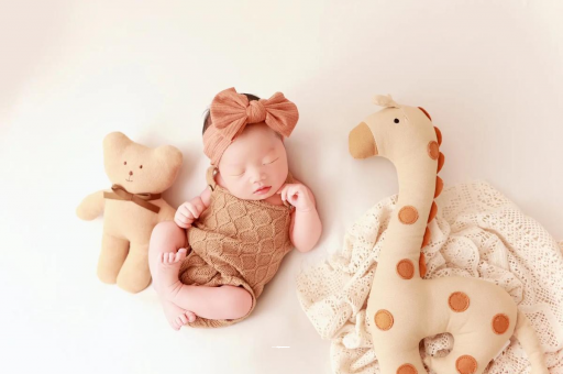 伊犁哈萨克宝宝发型女绑扎方法 伊犁哈萨克宝宝发型女绑扎方法