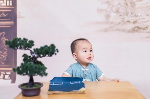伊犁哈萨克怀孕为啥肚子会长毛